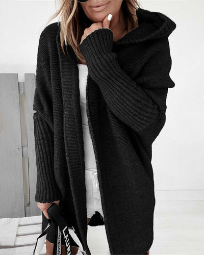 Anna | Schlichte, einfarbige Strickjacke mit Fledermaus-Kapuze