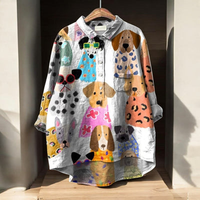 Carina™ - Einzigartige Damenbluse mit niedlichem Hundedruck